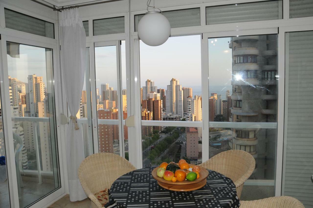 Apartamento Neptuno Бенидорм Екстериор снимка