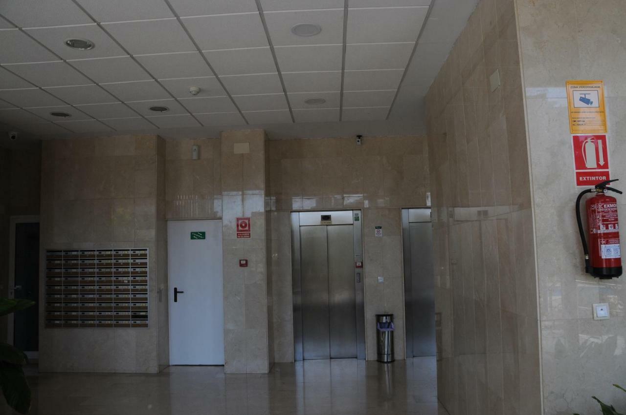 Apartamento Neptuno Бенидорм Екстериор снимка