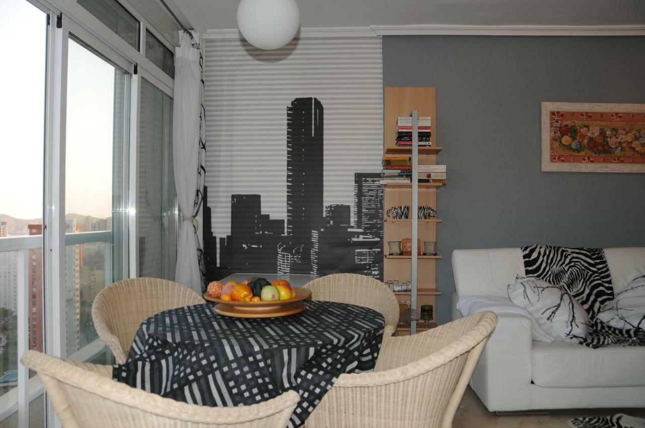Apartamento Neptuno Бенидорм Екстериор снимка
