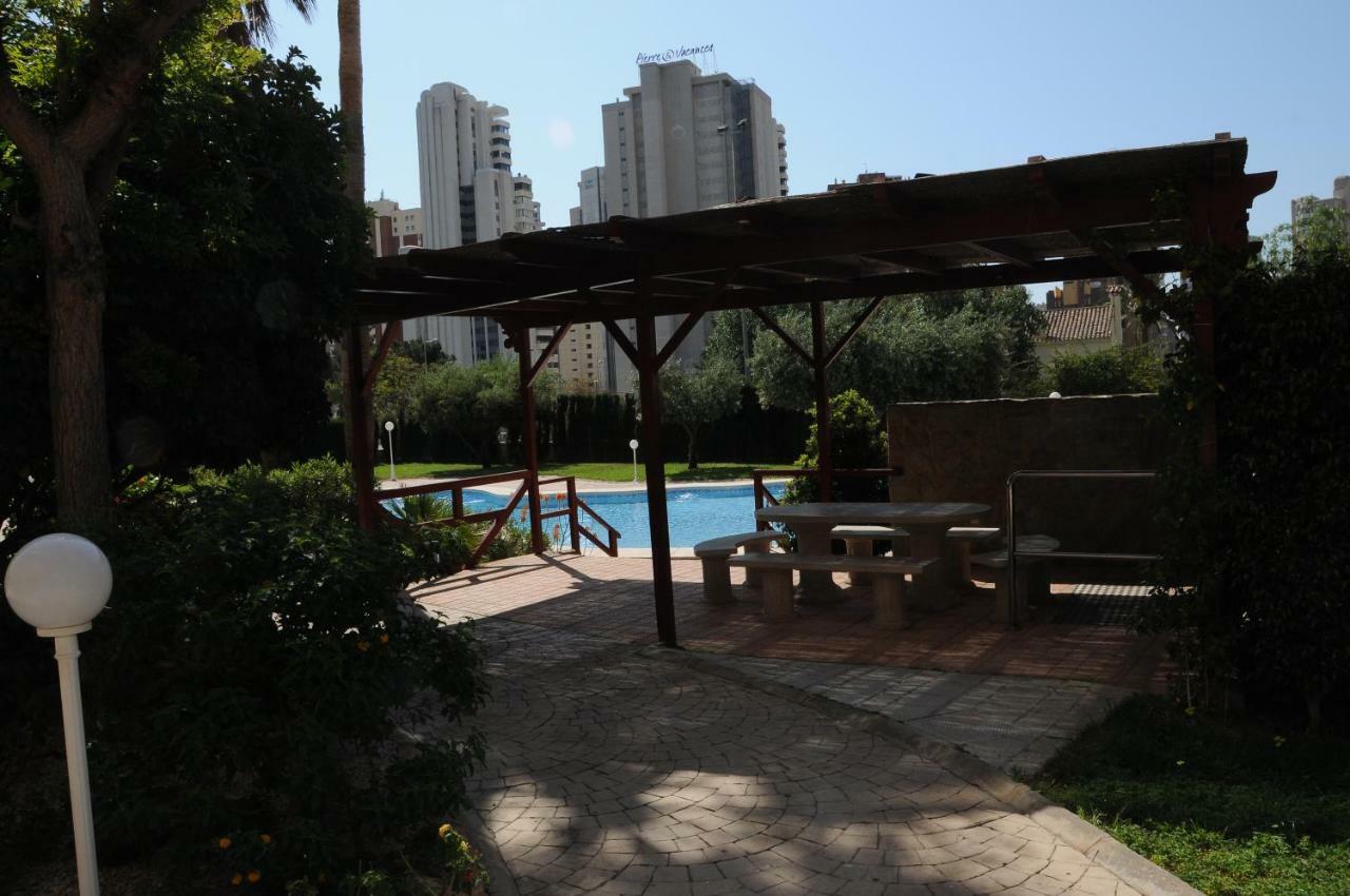 Apartamento Neptuno Бенидорм Екстериор снимка