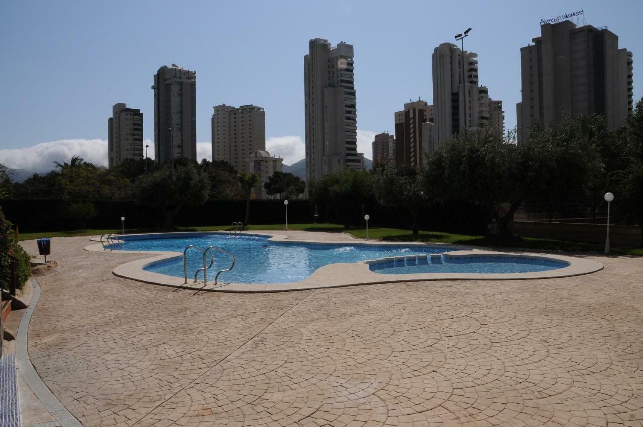 Apartamento Neptuno Бенидорм Екстериор снимка